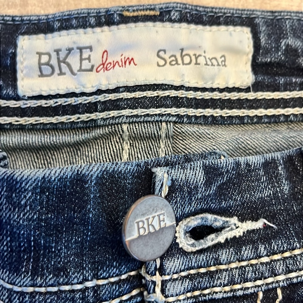 BKE‎ Medium Blue Boot Cut Distressed Jeans Sabrina Size 28 R